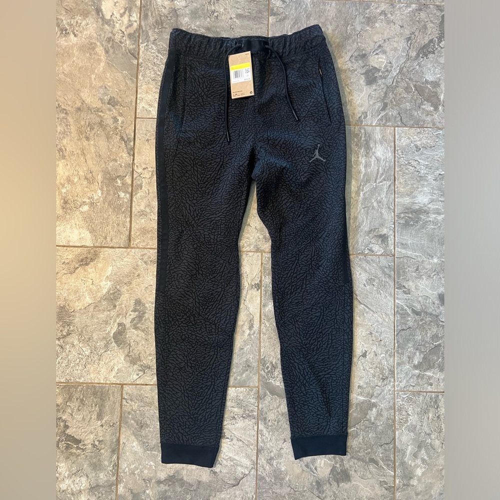 Jordan Men’s Slim Fit Joggers - size small BRAND NEW - with original tags.